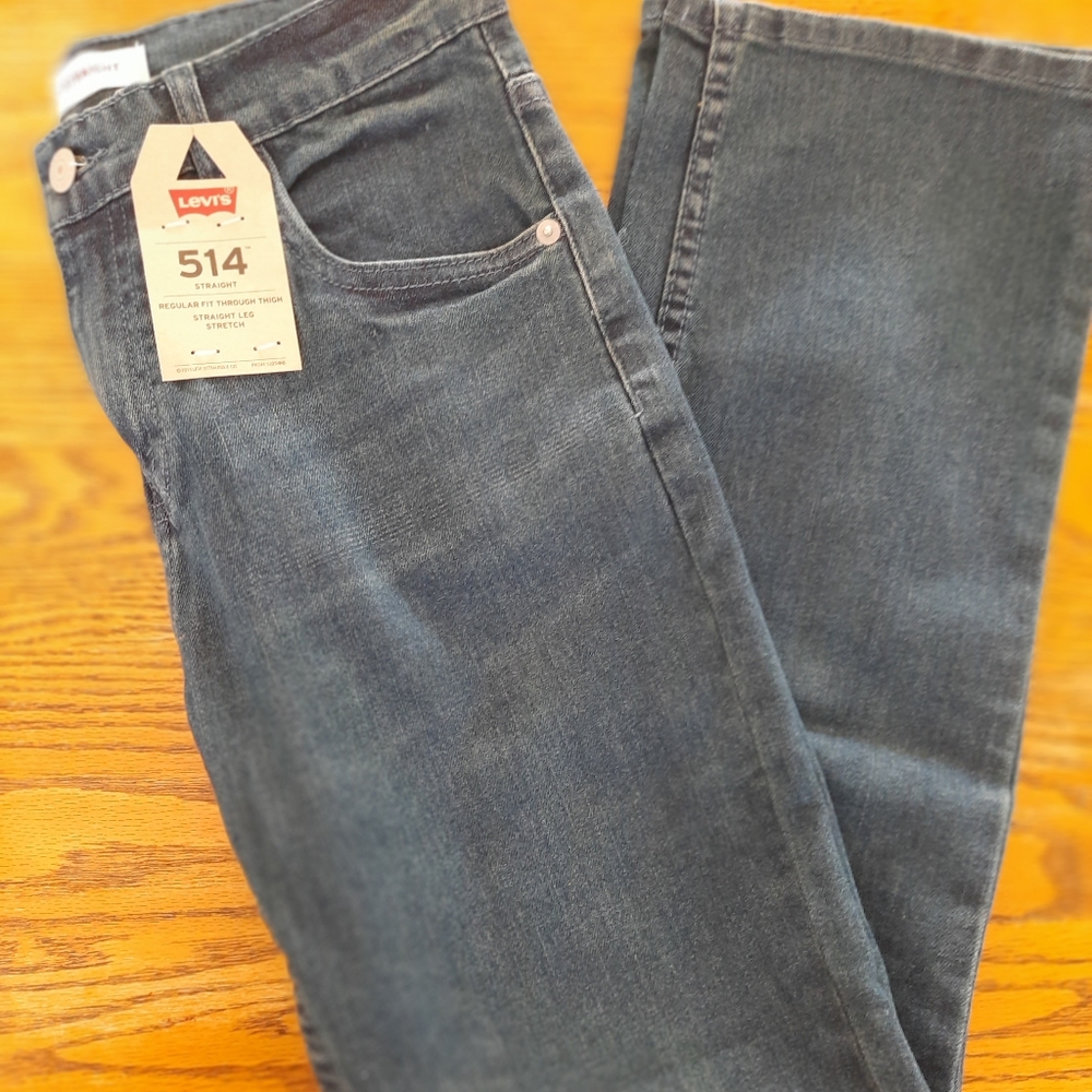 Boys Levi 514 Straight leg size 16 reg 28x28